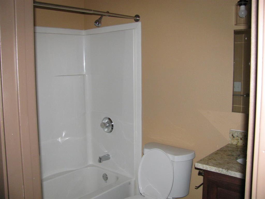 12600 Highway 82, Unit 2 Savoy, TX 75479 - Photo 5 of 18