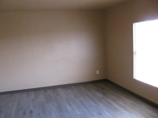 $1,500 | 12600 Highway 82, Unit 2, Savoy, TX 75479