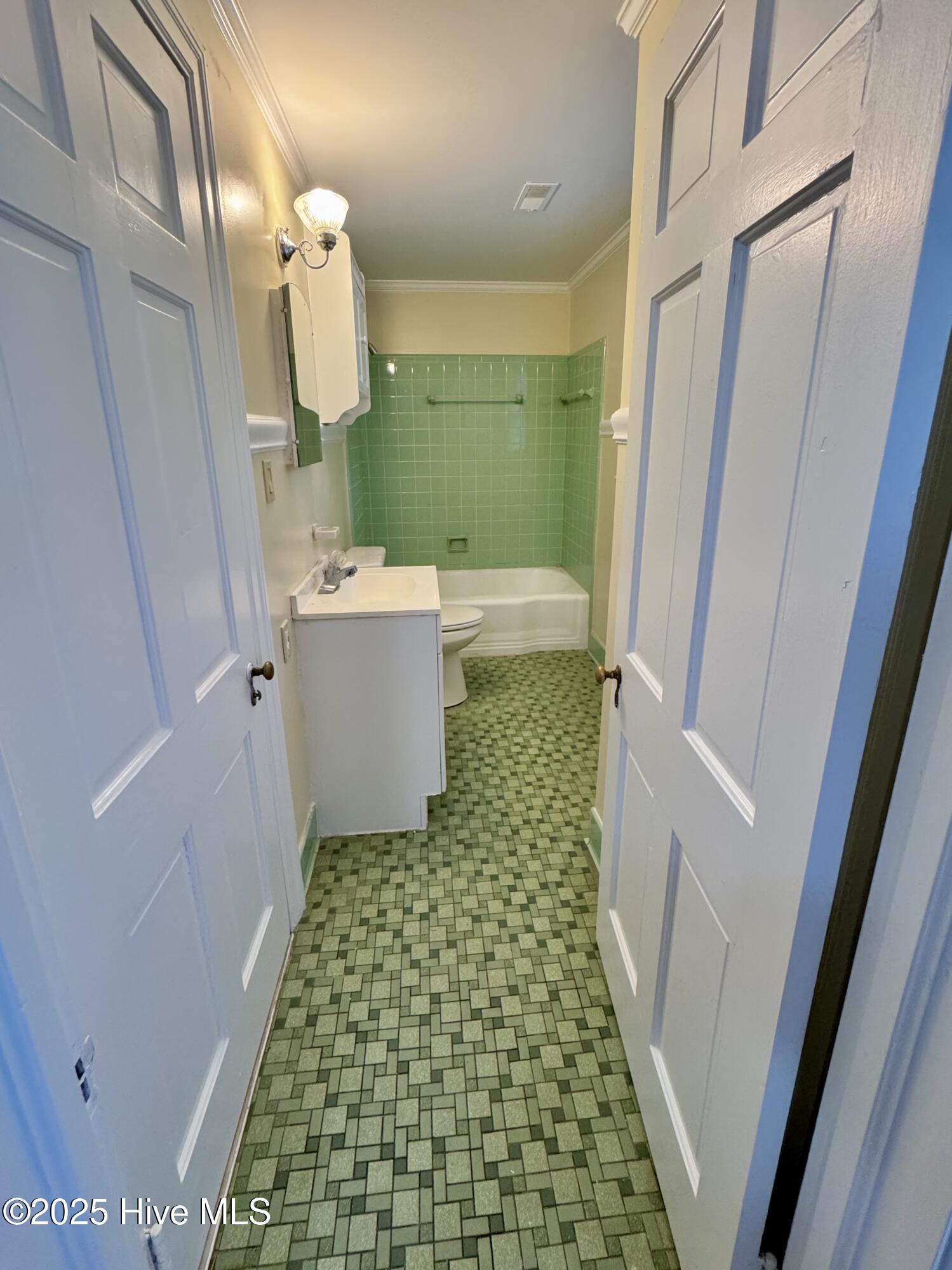 306 Wilson Avenue Kinston, NC 28501 - Photo 46 of 61 IMG_5684