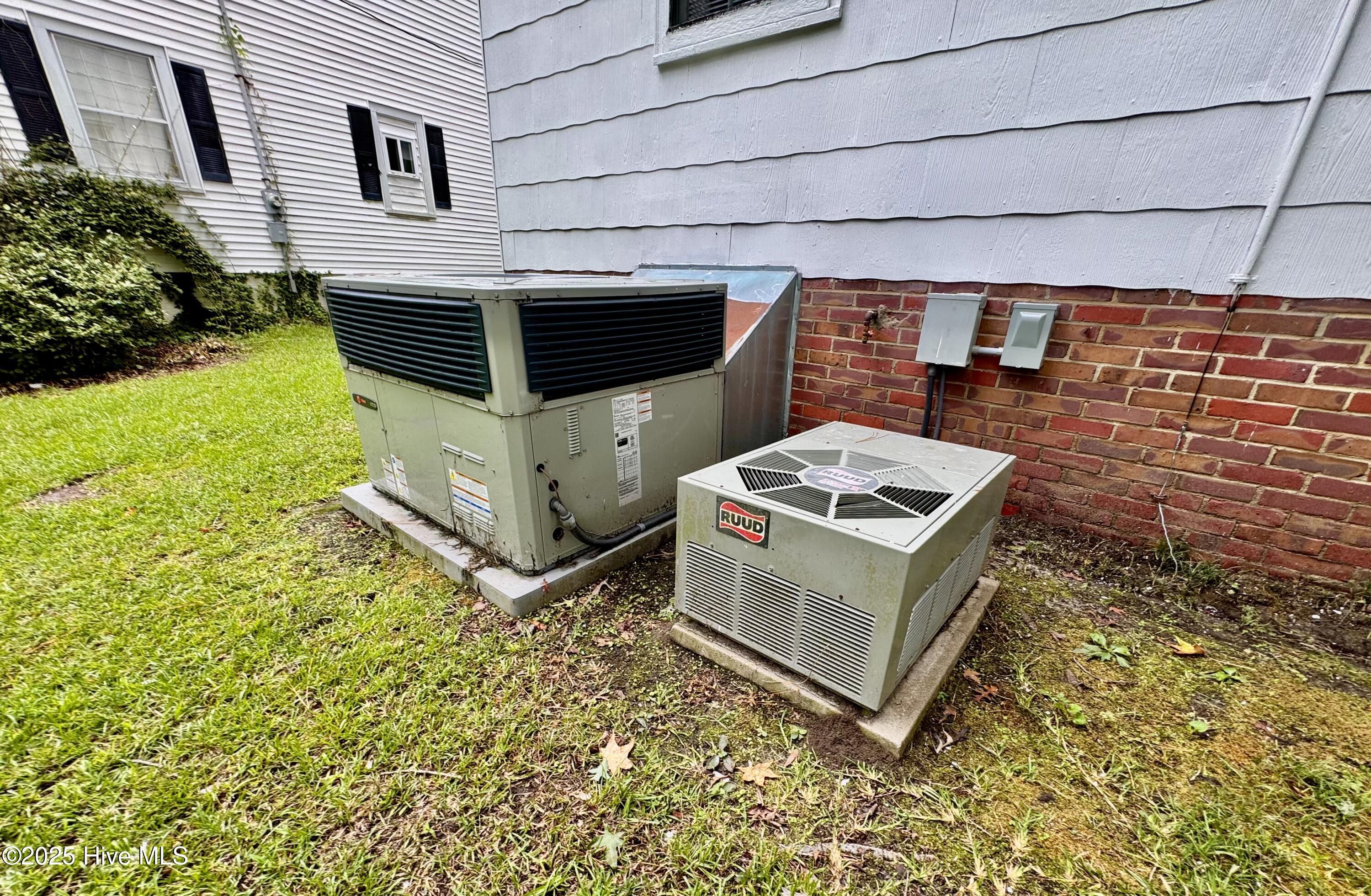 306 Wilson Avenue Kinston, NC 28501 - Photo 7 of 61 IMG_5620