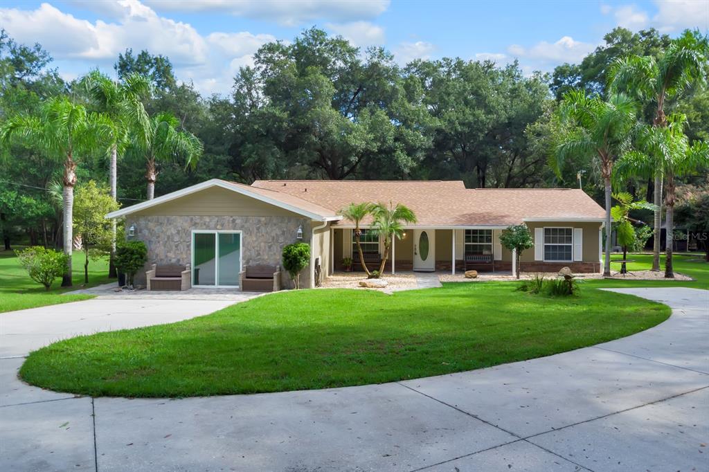 2619 West Ponkan Road Apopka, FL 32712 - Photo 1 of 37