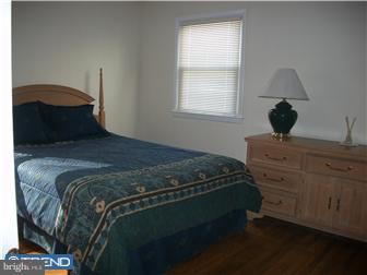 11 Forest Road Springfield, PA 19064 - Photo 6 of 12 Bedroom - Main
