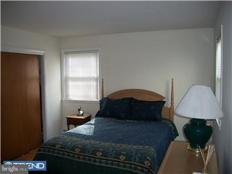 11 Forest Road Springfield, PA 19064 - Photo 7 of 12 Bedroom - Main