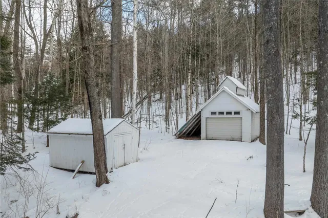 $535,000 | 400 East Lake Road, Ludlow, VT 05149