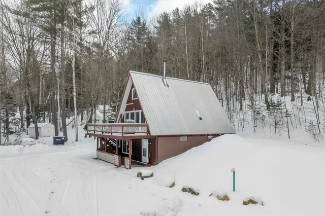 $535,000 | 400 East Lake Road, Ludlow, VT 05149