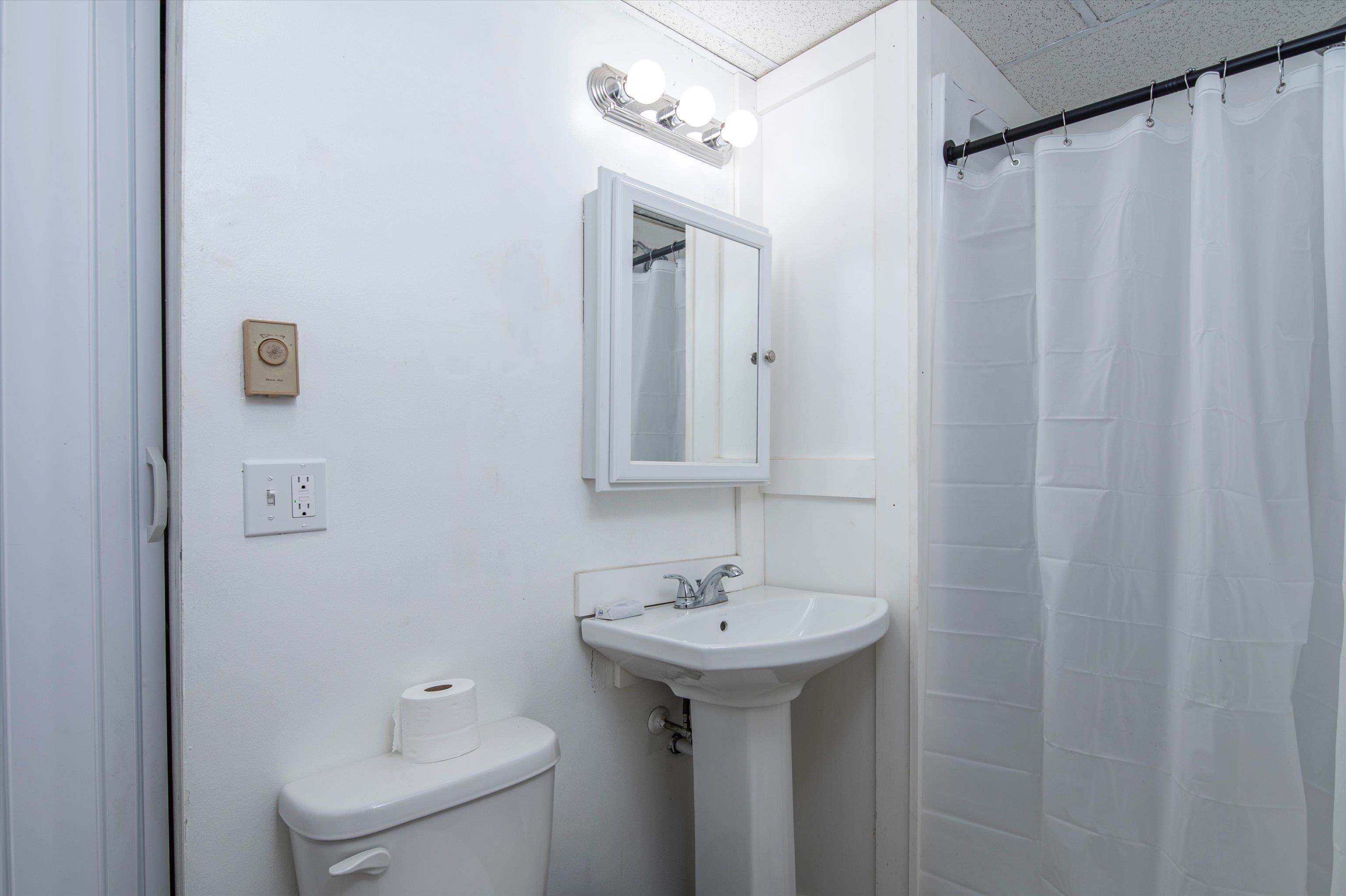 400 East Lake Road Ludlow, VT 05149 - Photo 7 of 43