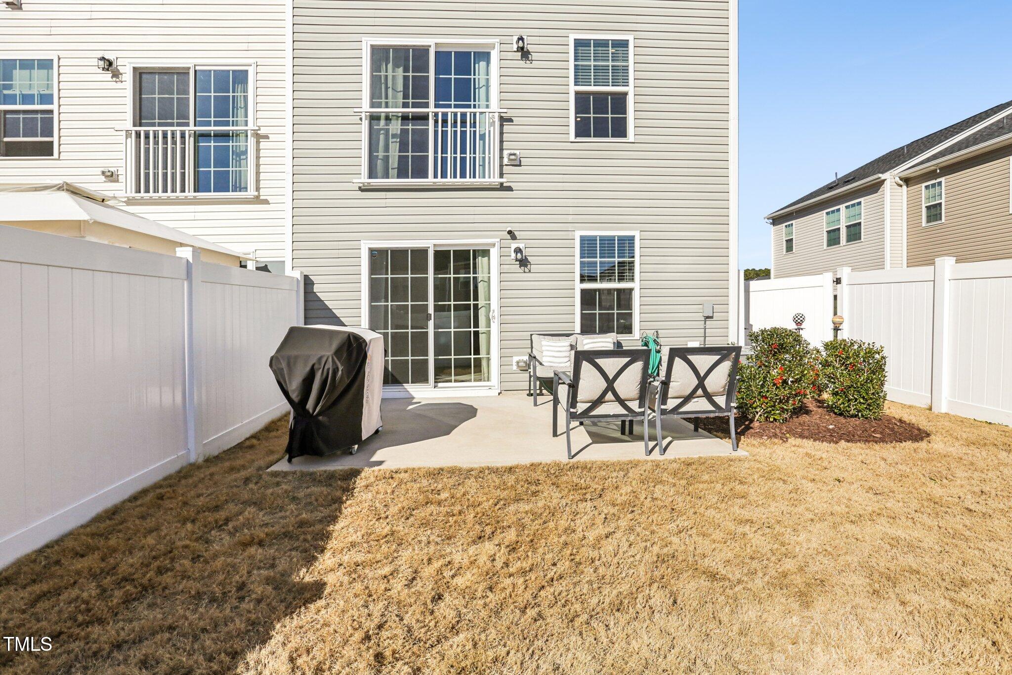 4918 Neuse Commons Lane Raleigh, NC 27616 - Photo 40 of 42 40-web-or-mls-Neuse Commons Ln-040