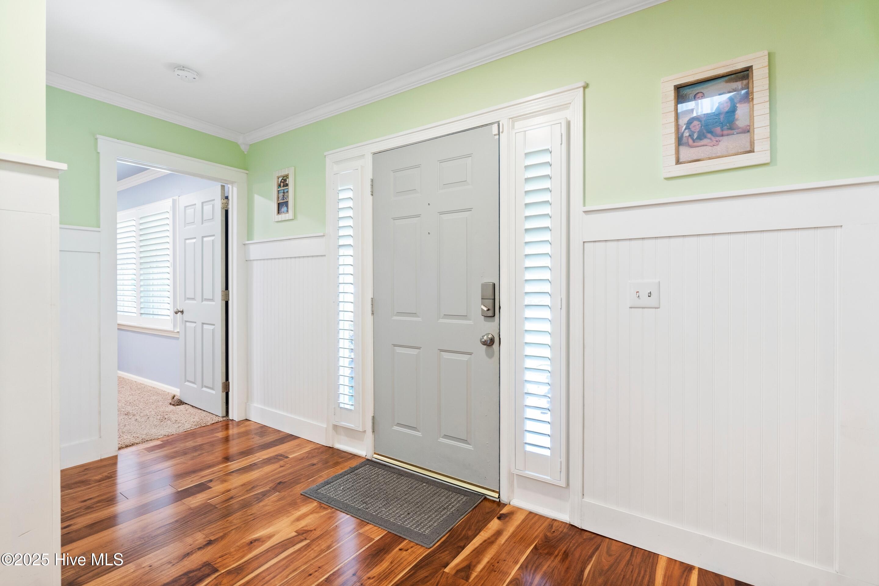 307 North Hampton Road Wilmington, NC 28409 - Photo 6 of 64 307 N Hampton foyer