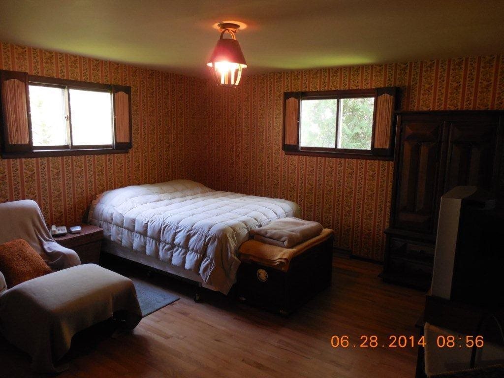 2705 Lakeshore Road Applegate, MI 48401 - Photo 7 of 14 31201879-6.JPG