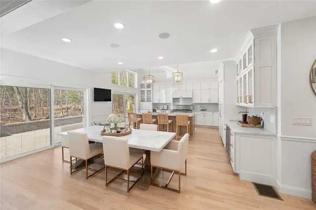 $1,249,900 | 90 Old Hope Kent Road, Scituate, RI 02831