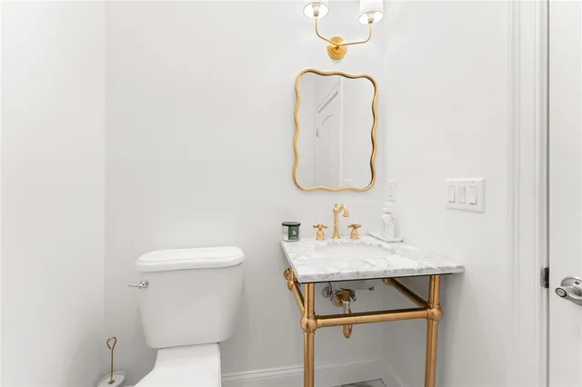 $1,275,000 | 90 Old Hope Kent Road, Scituate, RI 02831