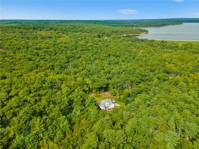 $1,249,900 | 90 Old Hope Kent Road, Scituate, RI 02831