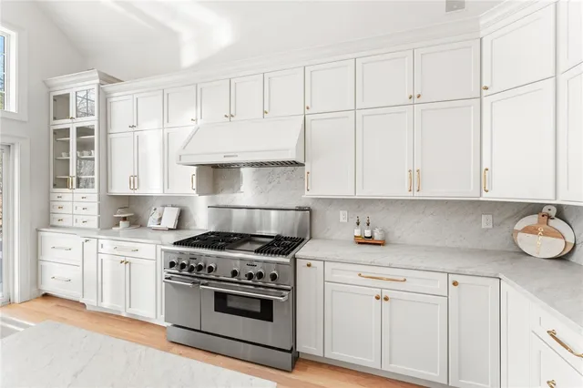 $1,249,900 | 90 Old Hope Kent Road, Scituate, RI 02831