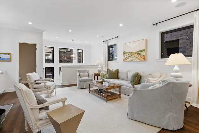 $1,499,900 | 648 West Webster Avenue, Unit 1, Chicago, IL 60614