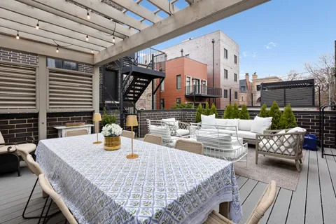 $1,499,900 | 648 West Webster Avenue, Unit 1, Chicago, IL 60614