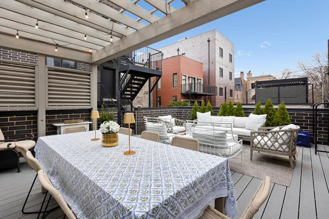 $1,499,900 | 648 West Webster Avenue, Unit 1, Chicago, IL 60614