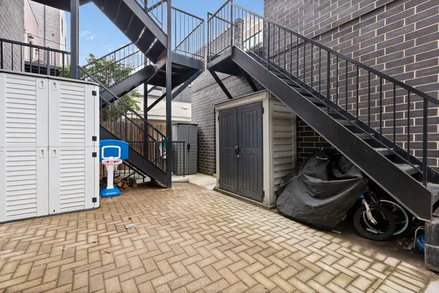 $1,499,900 | 648 West Webster Avenue, Unit 1, Chicago, IL 60614