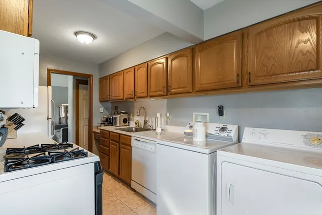 $255,000 | 1183 James Street, Unit 1183, Chicopee, MA 01022