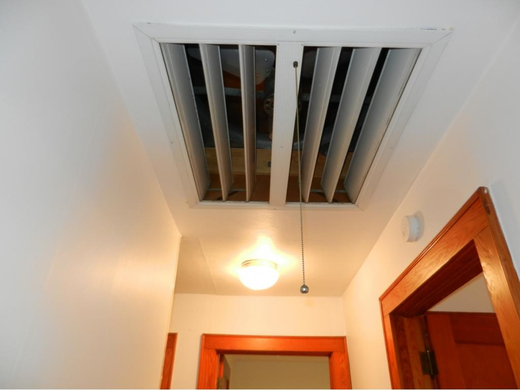 1057 Smalling Road Johnson City, TN 37601 - Photo 20 of 36 Whole House Fan