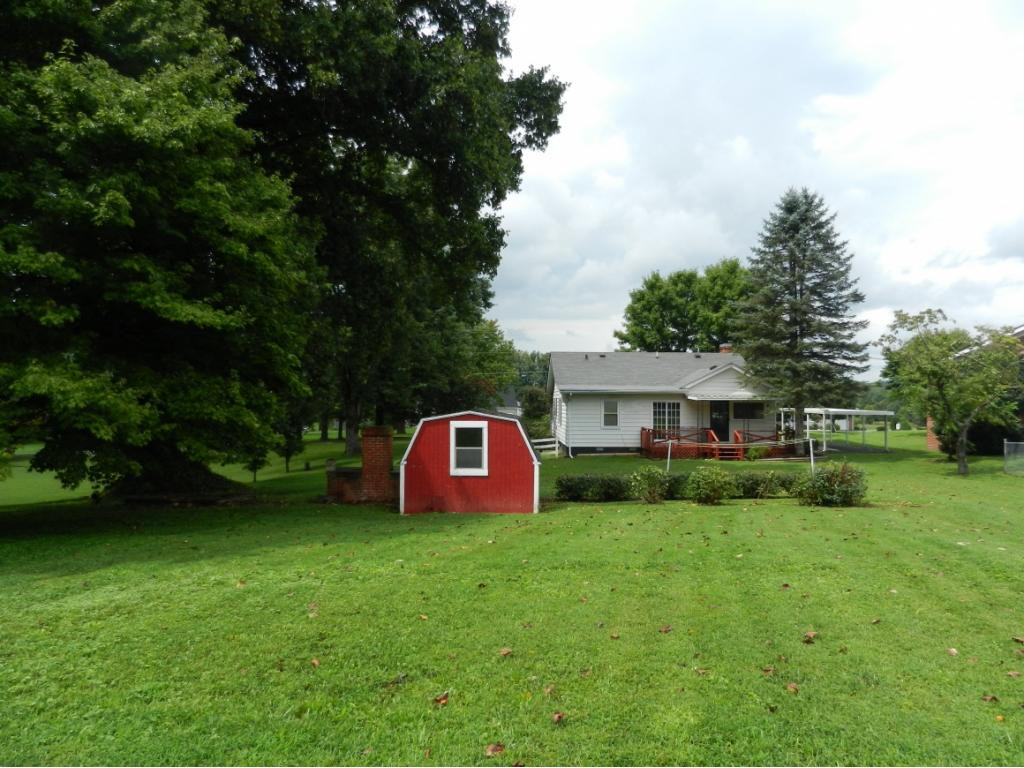 1057 Smalling Road Johnson City, TN 37601 - Photo 36 of 36 Beautiful Back Yard