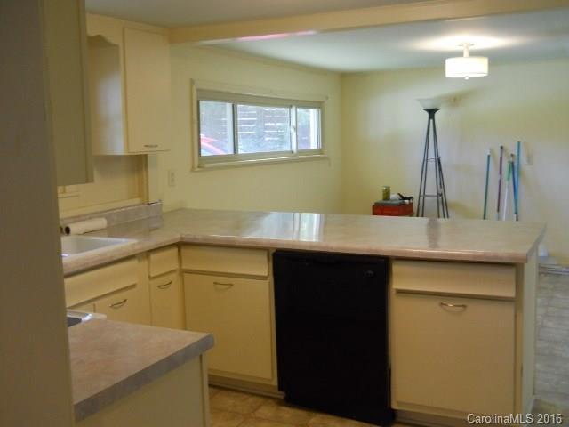 353 Island Ford Road Brevard, NC 28712 - Photo 5 of 15 Gallery Image 5