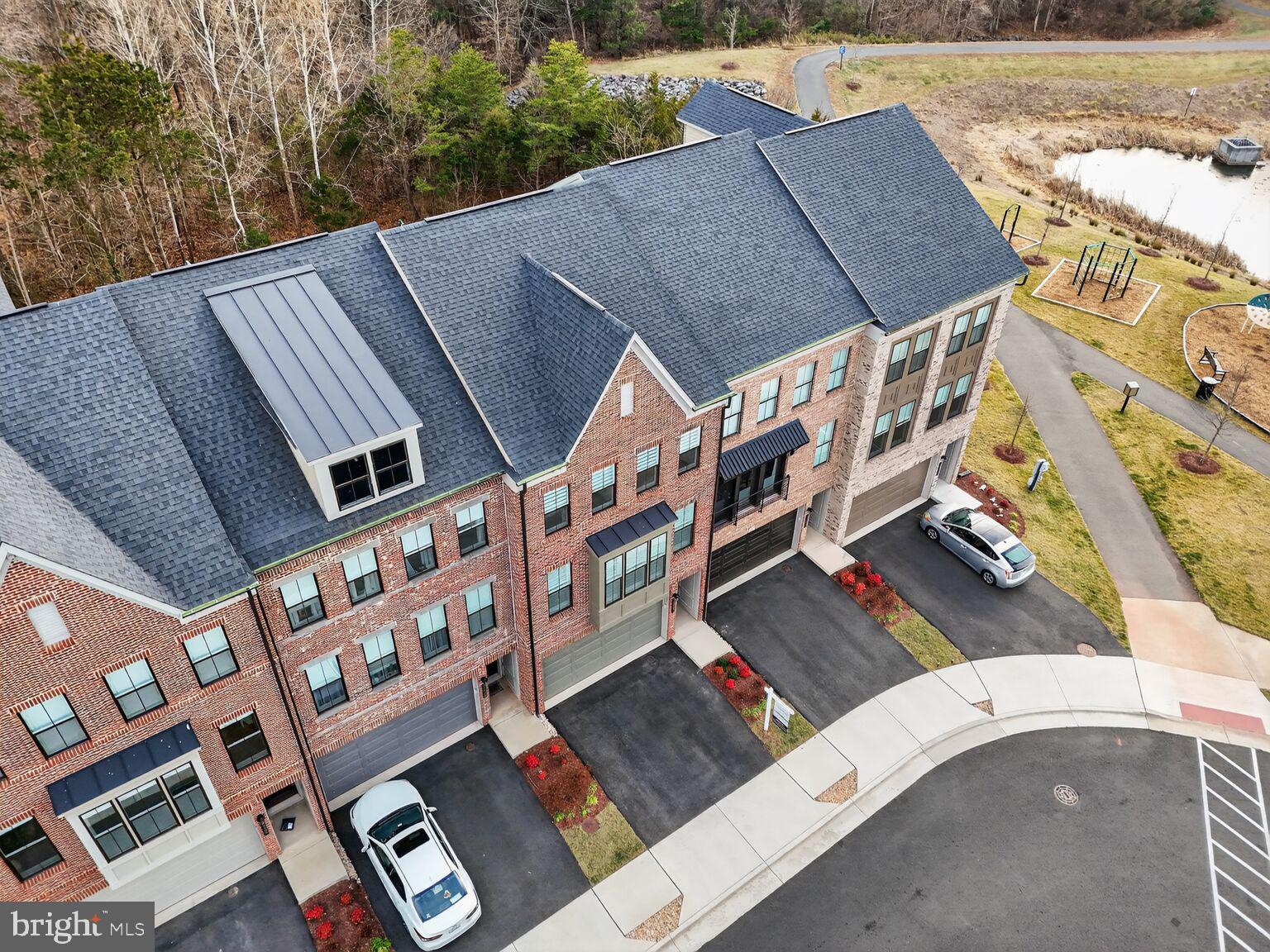 5241 Ridgeview Retreat Drive Chantilly, VA 20151 - Photo 25 of 31