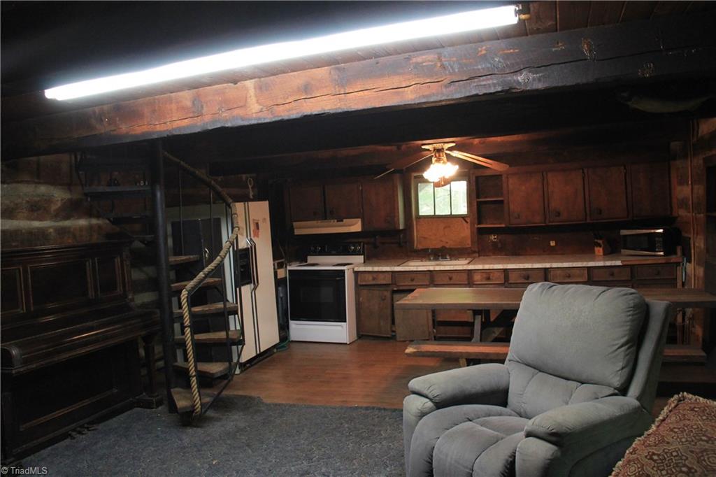 315 Royall Road Thurmond, NC 28683 - Photo 10 of 27 Gallery Image 10