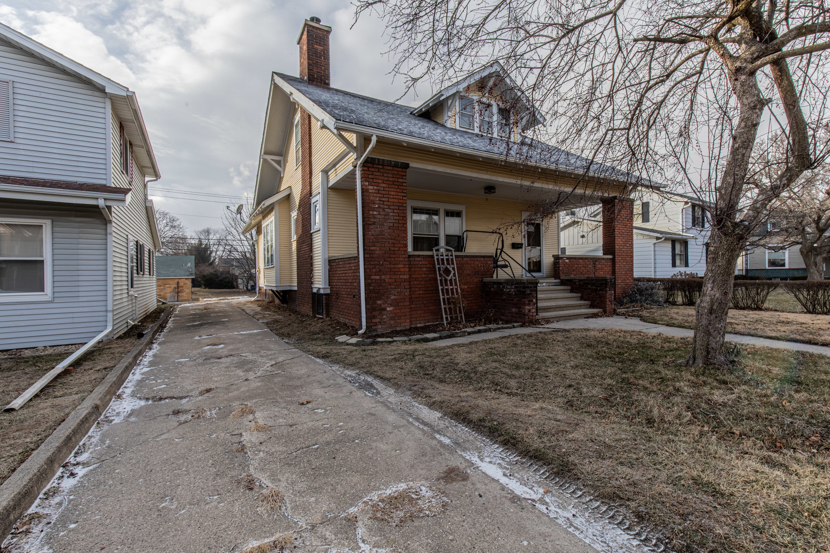 308 North Main Street Princeton, IL 61356 - Photo 3 of 34