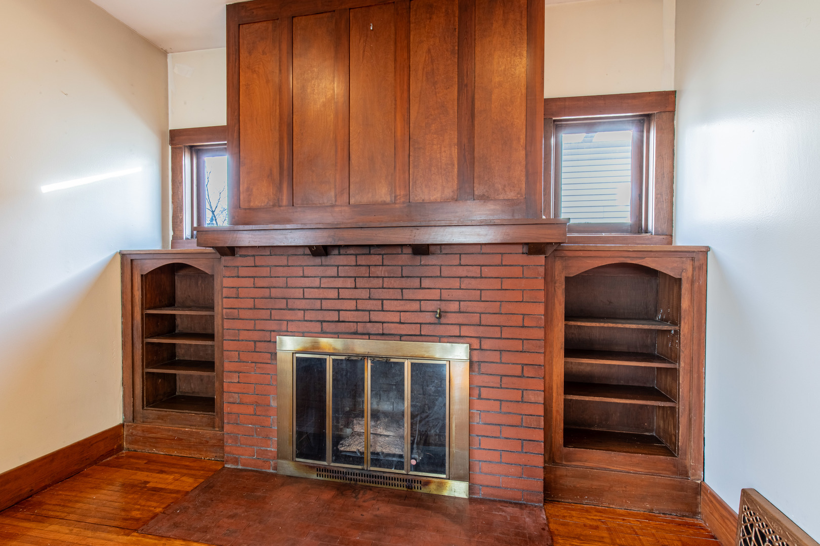 308 North Main Street Princeton, IL 61356 - Photo 6 of 34