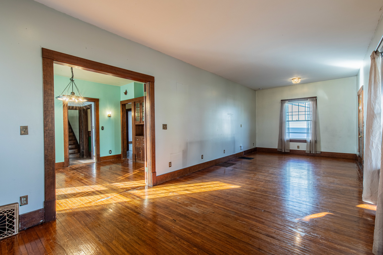 308 North Main Street Princeton, IL 61356 - Photo 7 of 34