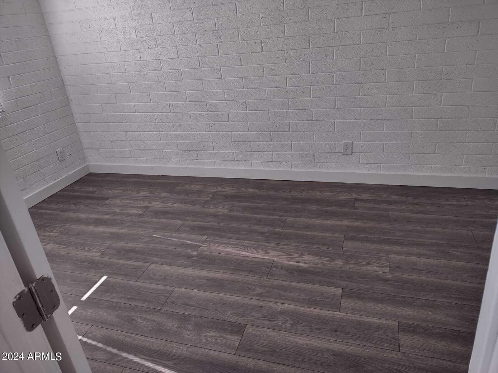 3224 West Jackson Street, Unit 3 Phoenix, AZ 85009 - Photo 5 of 8 a view of a small space