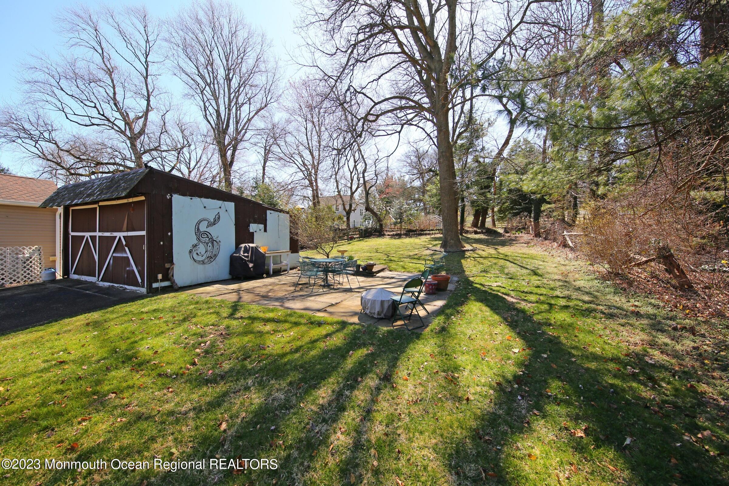 642 Locust Point Road Rumson, NJ 07760 - Photo 3 of 32 IMG_2628a