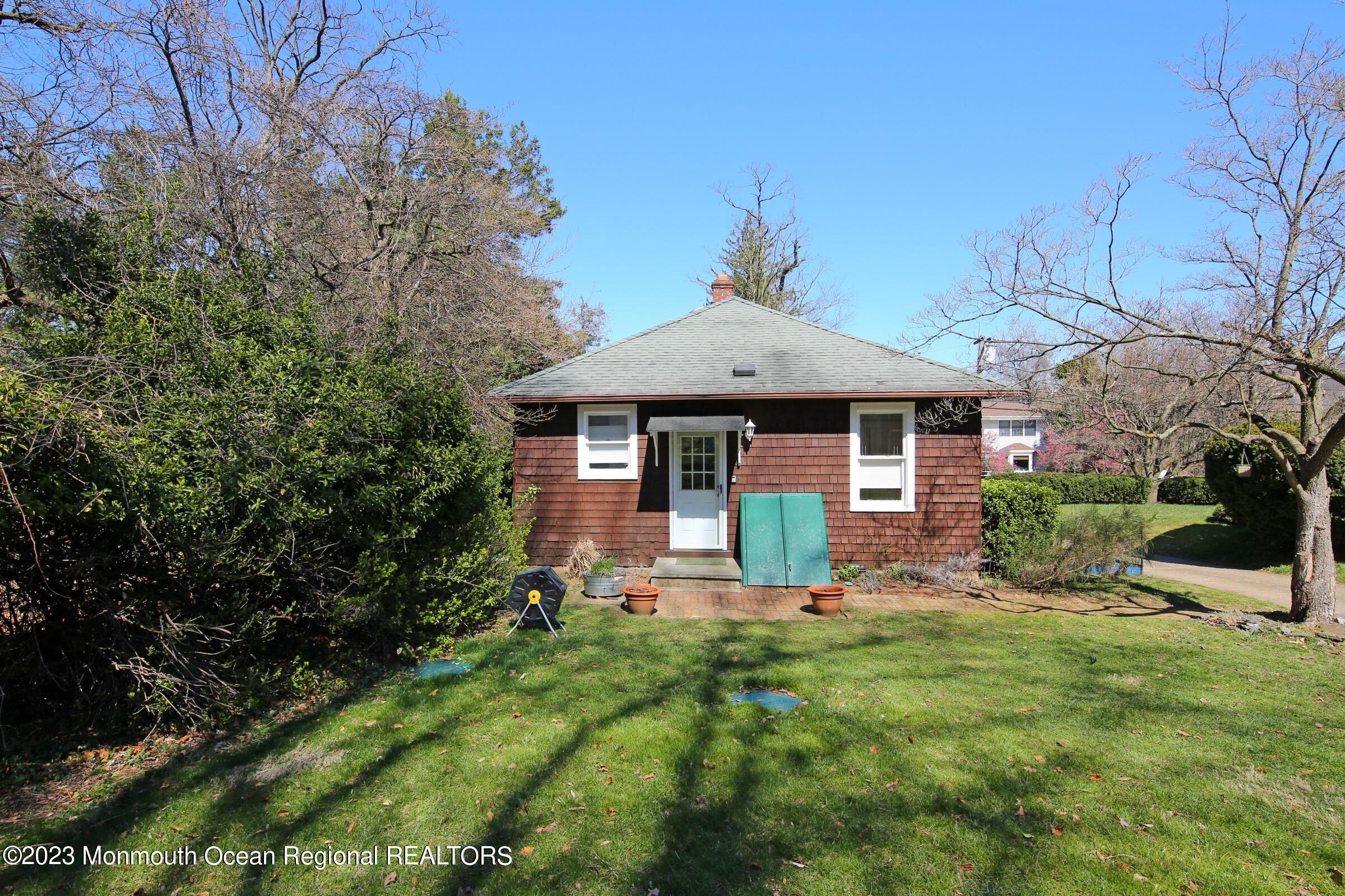 642 Locust Point Road Rumson, NJ 07760 - Photo 8 of 32 IMG_2627a