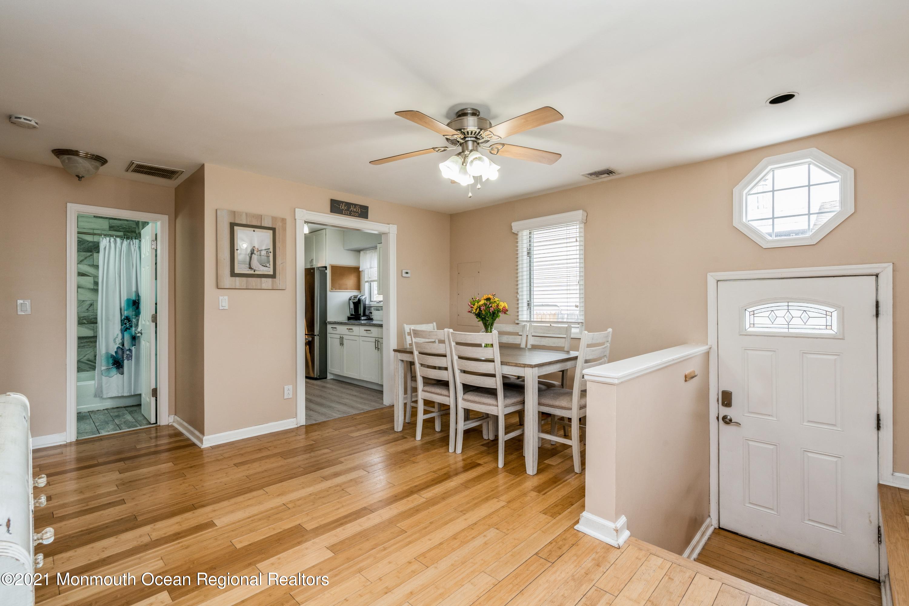 222 Swan Road Brick, NJ 08723 - Photo 5 of 27 222 Swan 5