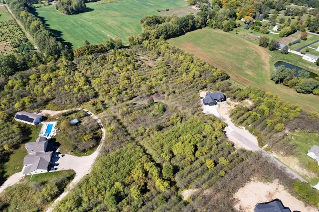 $259,900 | 3498 Braebu0rn Orch Drive Northeast, Cedar Springs, MI 49319