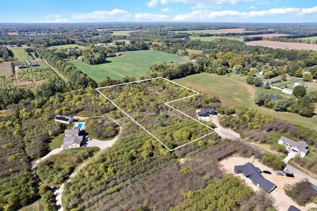 $259,900 | 3498 Braebu0rn Orch Drive Northeast, Cedar Springs, MI 49319