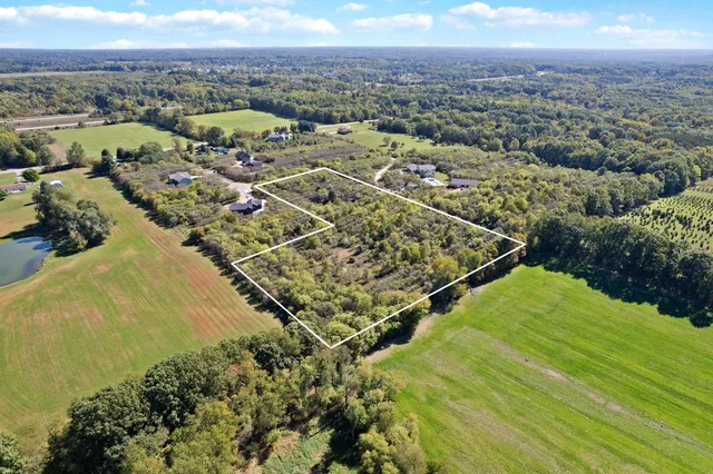 $259,900 | 3498 Braebu0rn Orch Drive Northeast, Cedar Springs, MI 49319