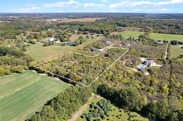 $259,900 | 3498 Braebu0rn Orch Drive Northeast, Cedar Springs, MI 49319