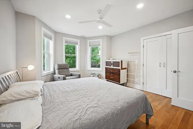 $7,000 | 522 F Street Northeast, Washington, DC 20002