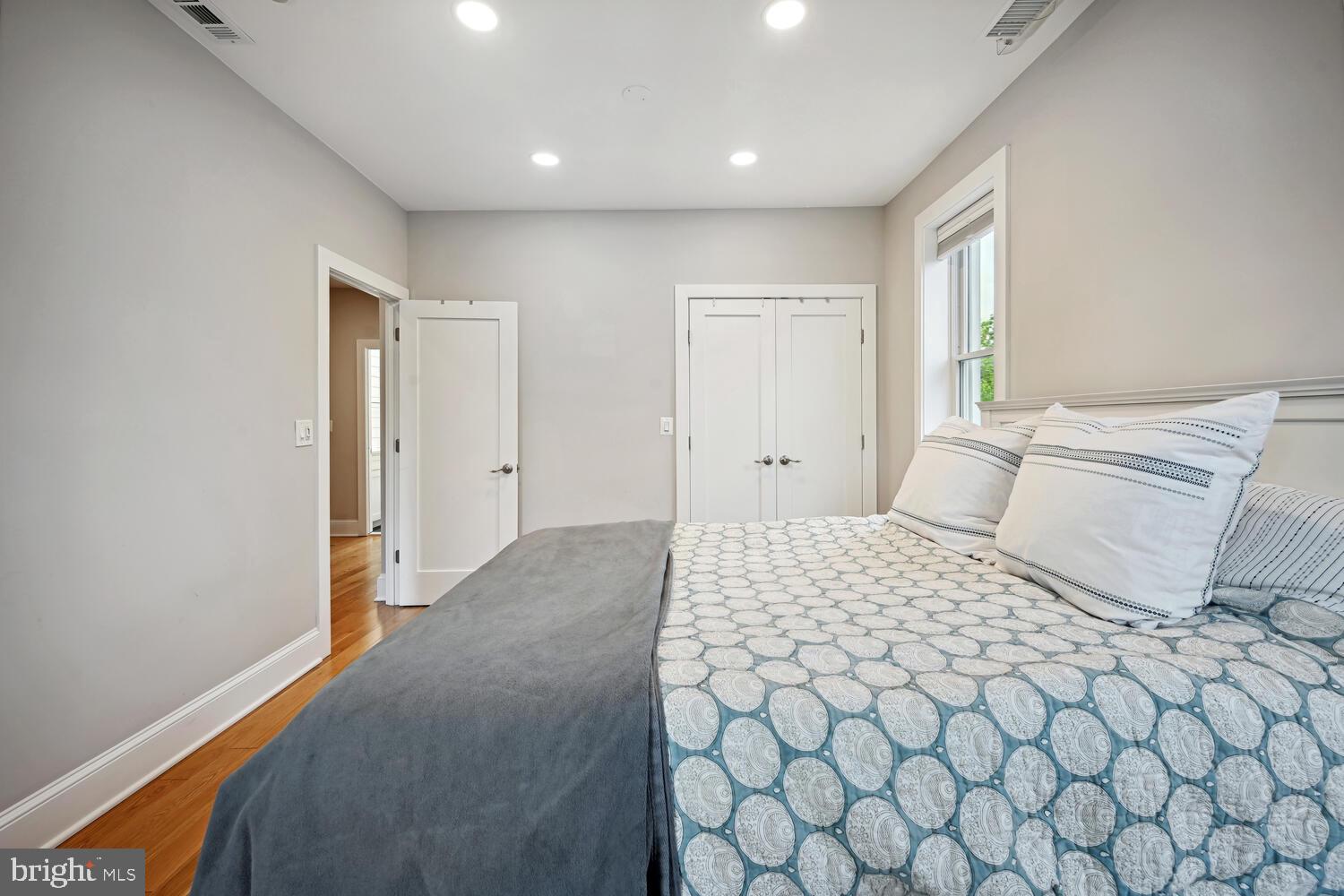 522 F Street Northeast Washington, DC 20002 - Photo 19 of 30