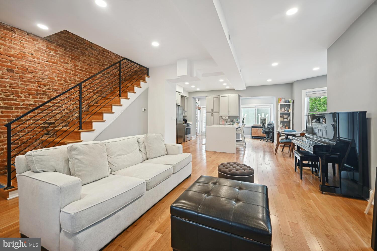 522 F Street Northeast Washington, DC 20002 - Photo 5 of 30