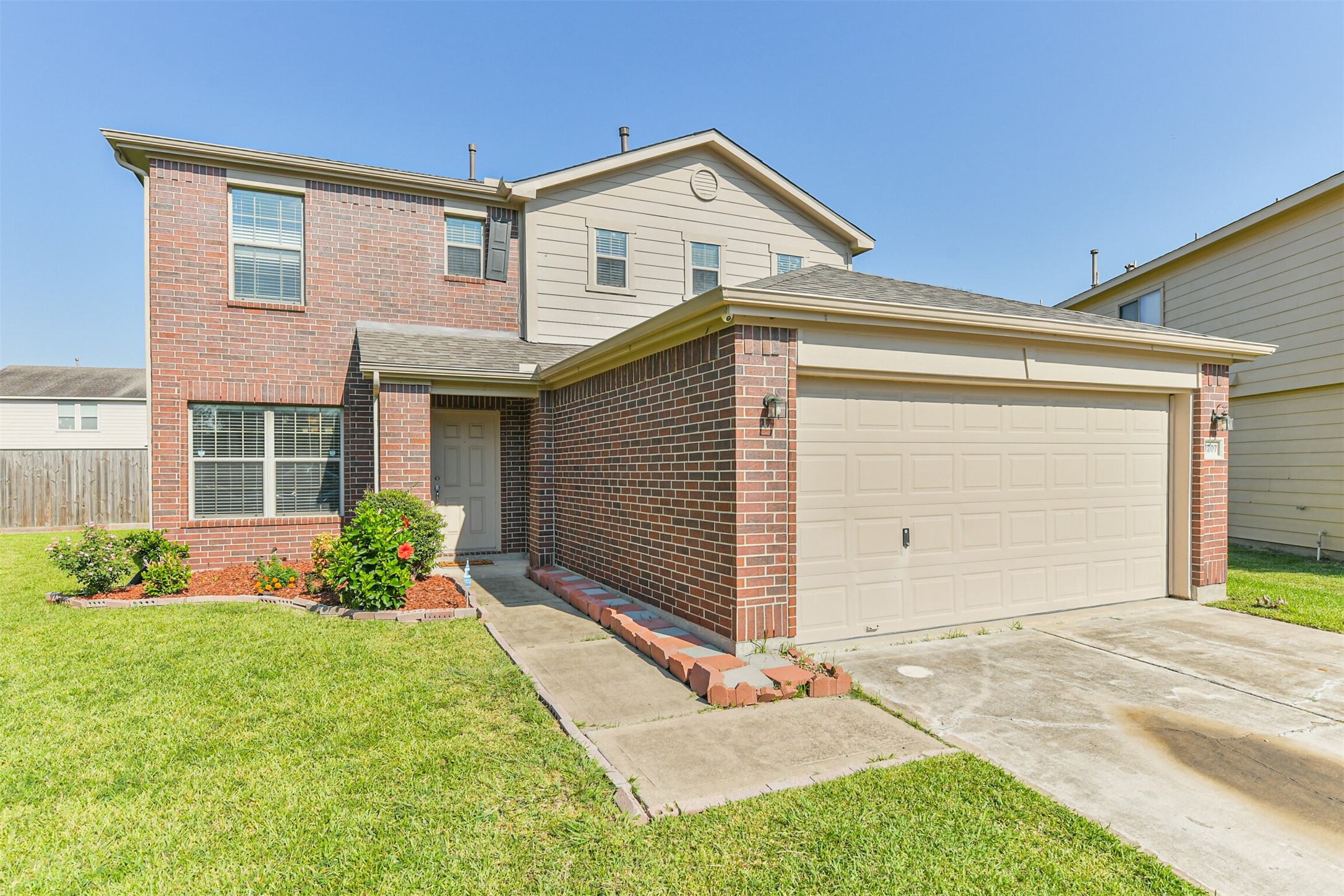 9207 Cribbage Court Houston, TX 77083 - Photo 5 of 47 Located in a cul de sac with lot size over 1/4 acre (middle home)