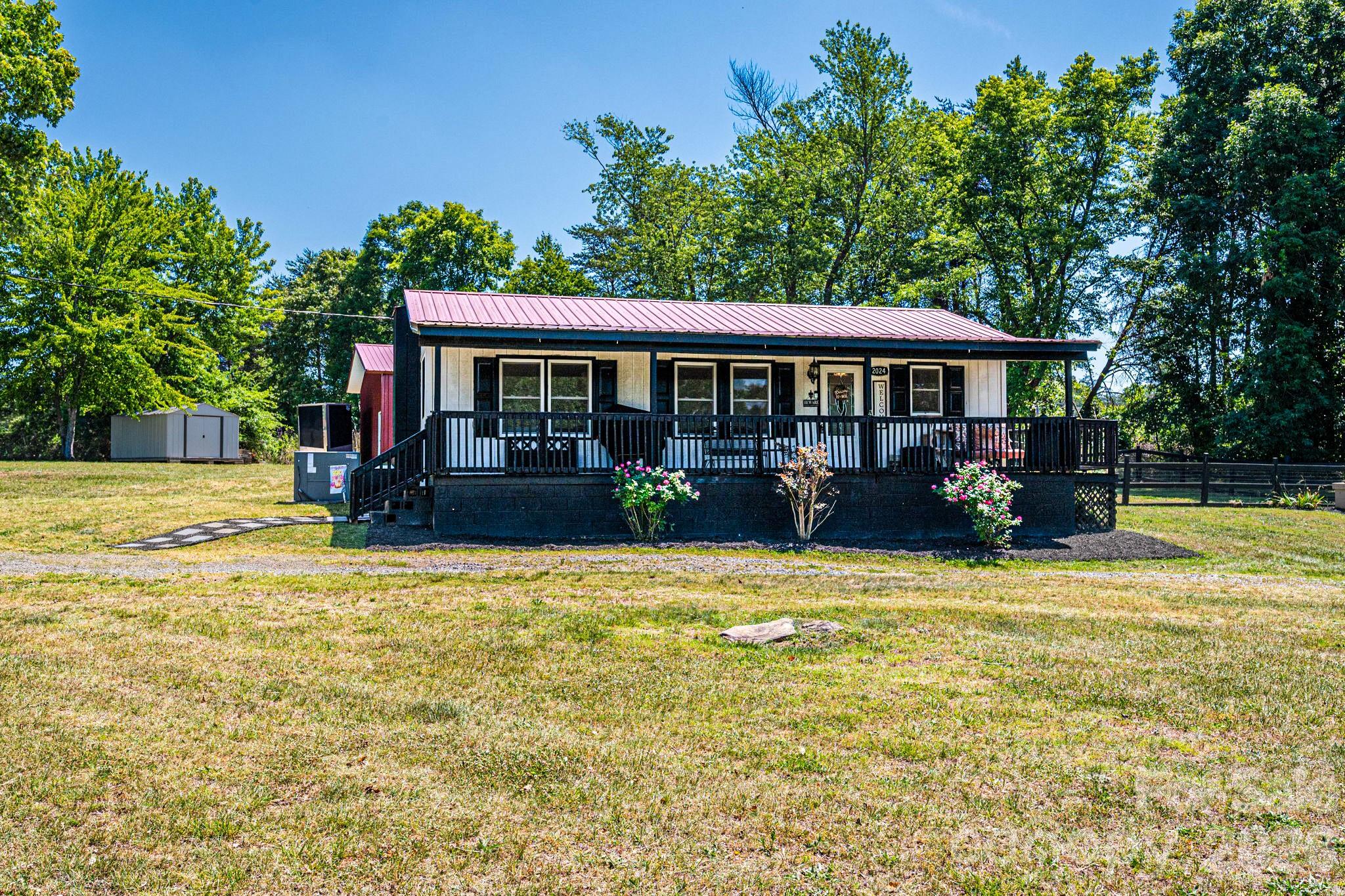 2024 Willis Road Vale, NC 28168 - Photo 2 of 24