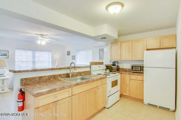 $2,000 | 1488 Ocean Avenue, Unit 6, Sea Bright, NJ 07760