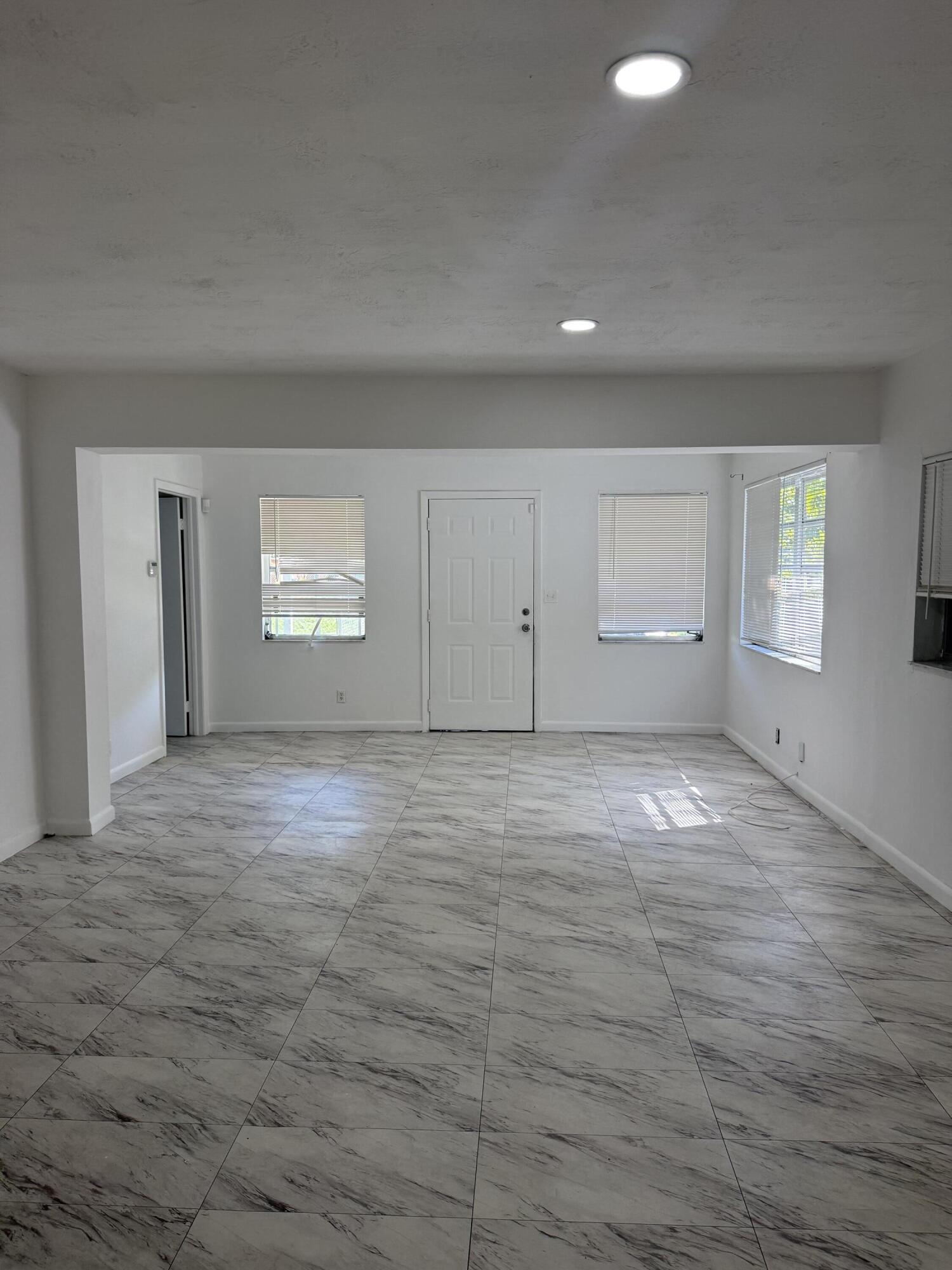 6315 Southwest 32nd Street Miramar, FL 33023 - Photo 10 of 13 IMG_1612