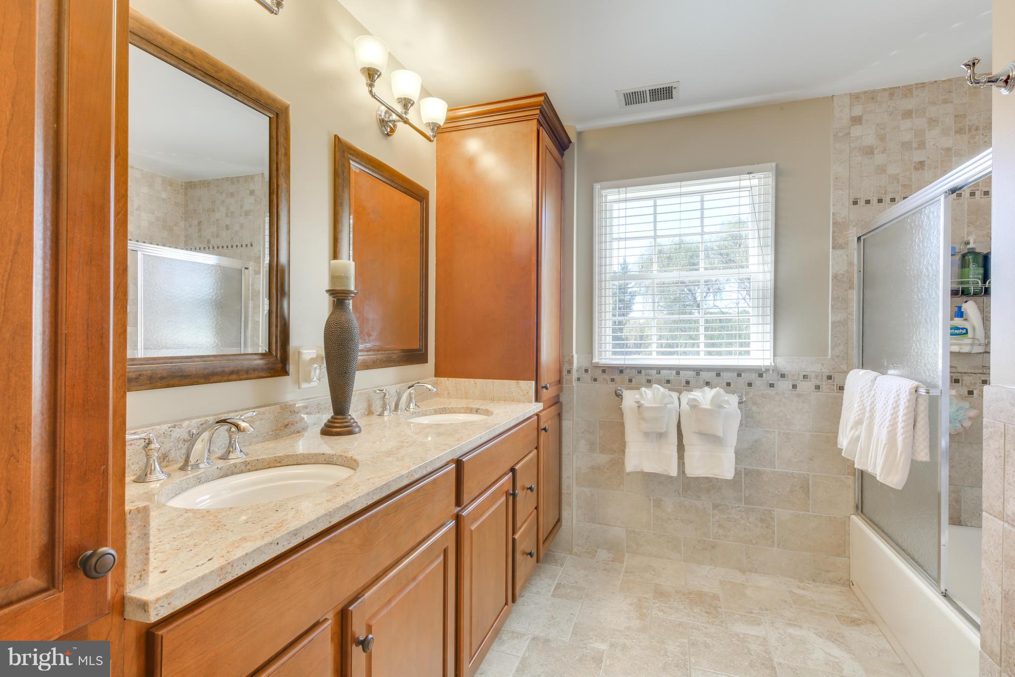 11285 Ridermark Row Columbia, MD 21044 - Photo 20 of 30 Bath