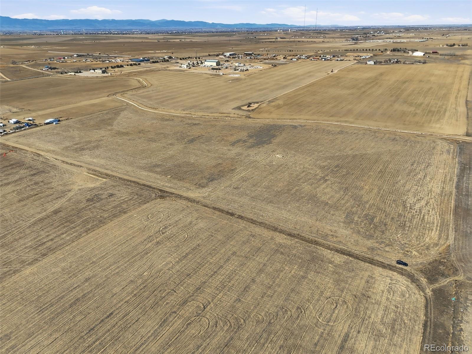19 Wc Road Fort Lupton, CO 80621 - Photo 15 of 25 a view of an ocean and beach
