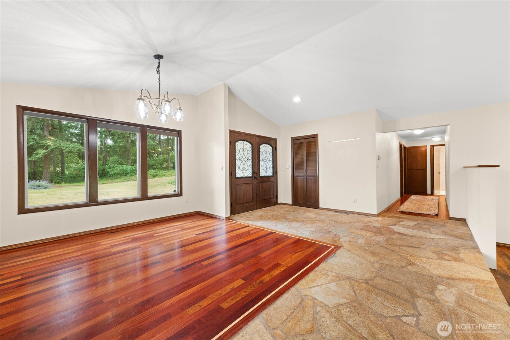 7925 Mullen Road Southeast Olympia, WA 98503 - Photo 5 of 40