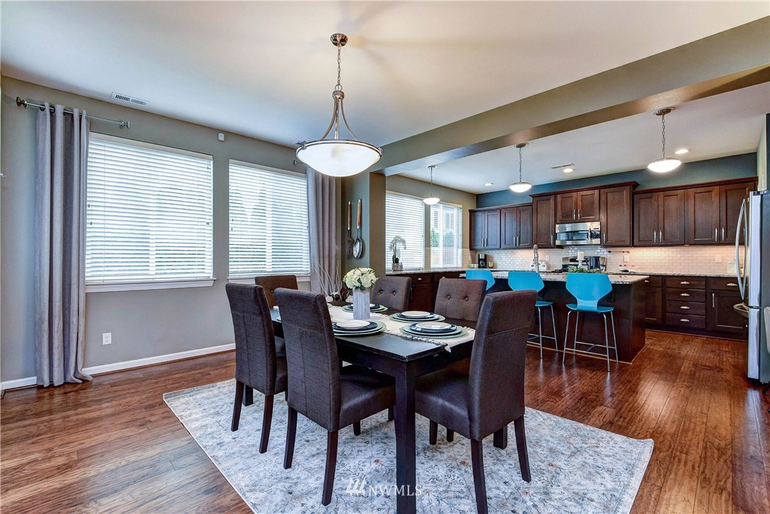 3529 195th Place Southeast Bothell, WA 98012 - Photo 3 of 26