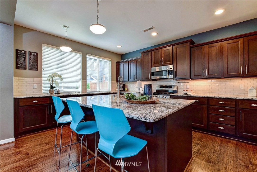 3529 195th Place Southeast Bothell, WA 98012 - Photo 6 of 26